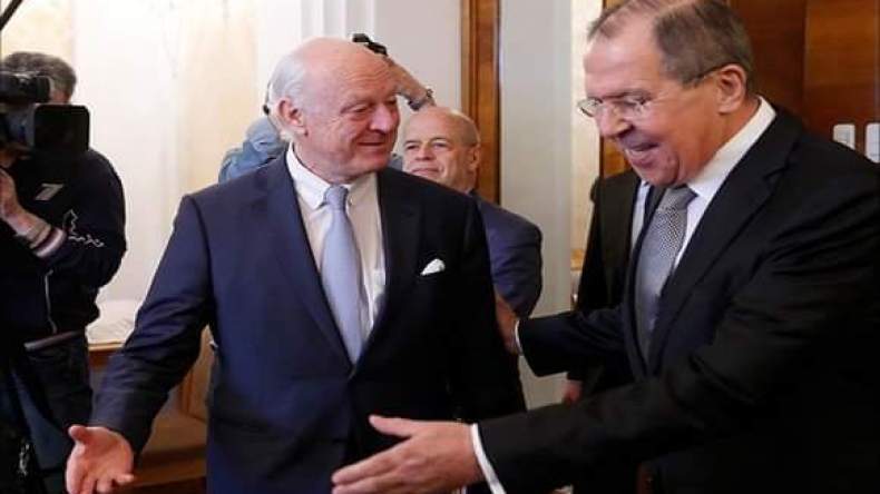 لمناقشة الوضع في الصحراء الغربية.. لافروف يستقبل دي مستورا في موسكو