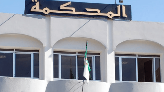 سكيكدة: فرار مالك ملبنة متورط في قضية مضاربة بمادة الحليب
