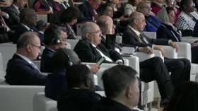 منتدى باريس للسلم.. لعمامرة يعقد لقاءات ثنائية مع نظرائه من أوروبا وإفريقيا