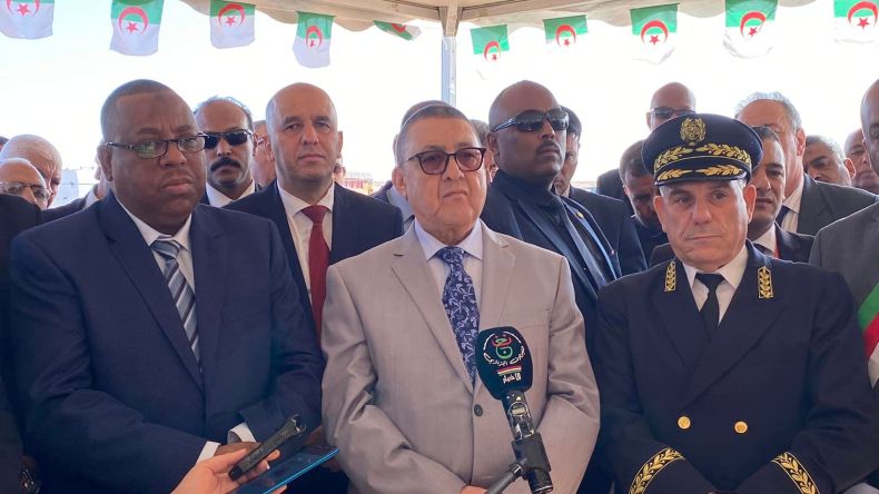 وزير الداخلية: صحراء الجزائر يمكنها تحقيق الأمن الغذائي الوطني