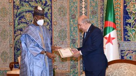 وزير التكوين المهني في النيجر يجري زيارة إلى الجزائر