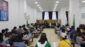 طلبة من الصين لدراسة اللغة العربية في الجزائر