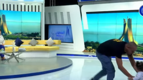 فيديو طريف.. طفلة تقتحم برنامجا تلفزيونيا من أجل والدها!