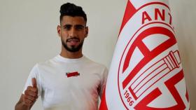 “إقصاء الخضر من المونديال مدبّر والبرازيل المرشح للتتويج”