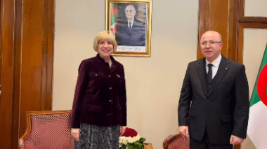 Le Premier ministre reçoit l’ambassadrice US en Algérie