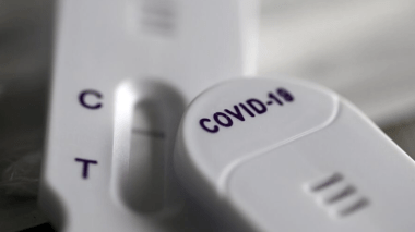 Covid: Les infections répétées multiplient le risque de problèmes de santé