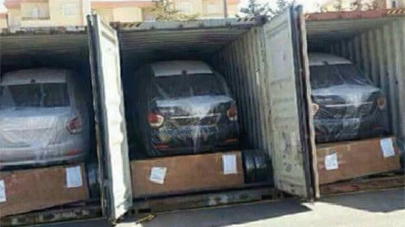 محاكمة ماراطونية للمتهمين بإخراج 1064 سيارة من ميناء مستغانم
