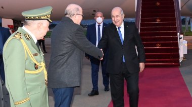 Le président Tebboune regagne Alger après avoir assisté a la cérémonie d’ouverture du Mondial