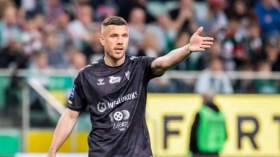 بِالفيديو: بودولسكي على طريقة هدف بلايلي في مرمى المغرب