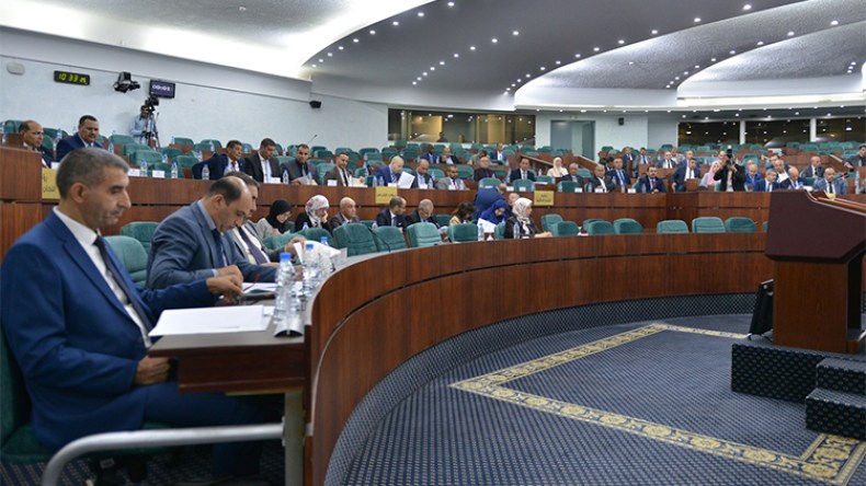 72 ساعة أمام النواب لطي ملف مالية 2023