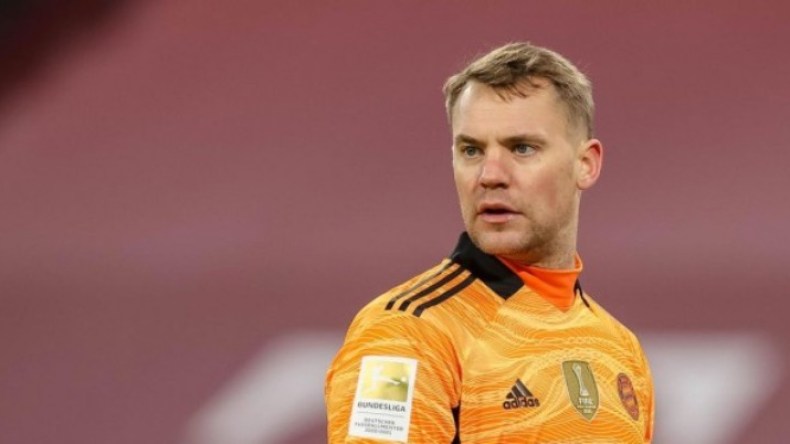 حارس منتخب ألمانيا يكشف عن معاناته من هذا المرض