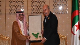 Le Président Tebboune reçoit la plus haute distinction arabe de tourisme