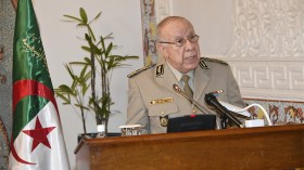 الفريق أول شنقريحة: الوحدة الوطنية دين في أعناقنا تجاه الشهداء