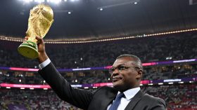 بعيدا عن الحيوانات.. جامعة أكسفورد تتوقع بطل مونديال قطر على طريقتها