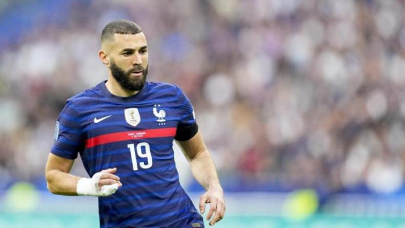 رسميا.. بن زيمة يُصاب ويغيب عن المونديال