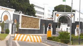 الجيش يفتح مناصب عمل للمستخدمين المدنيين الشبيهين