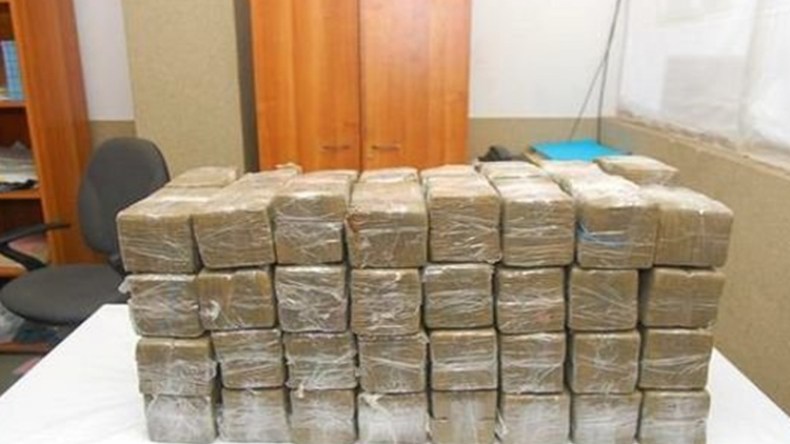 إحالة ملف 7 مهربين دوليين للمخدرات على جنايات وهران
