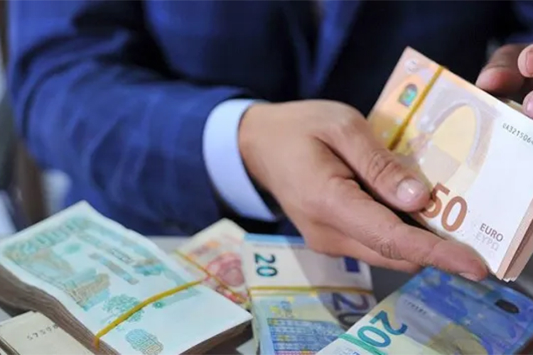 Five Reasons Behind The Steep Hiking Of 5 Hard Currencies On The Black Market