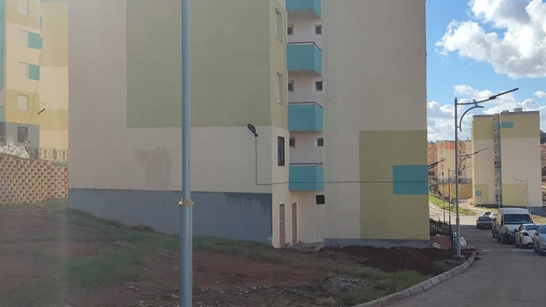 عصابات تسطو على المصاعد وأنابيب الغاز بحي 3000 مسكن في سيدي عبد الله