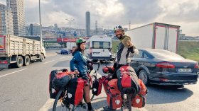 الصحراء الغربية: ناشطان سويديان يجوبان 40 بلدا بالدراجة للتعريف بالنزاع (فيديو)