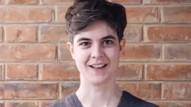 فتاة ألمانية ترفض وراثة مليارات الدولارات وتريد التخلص منها