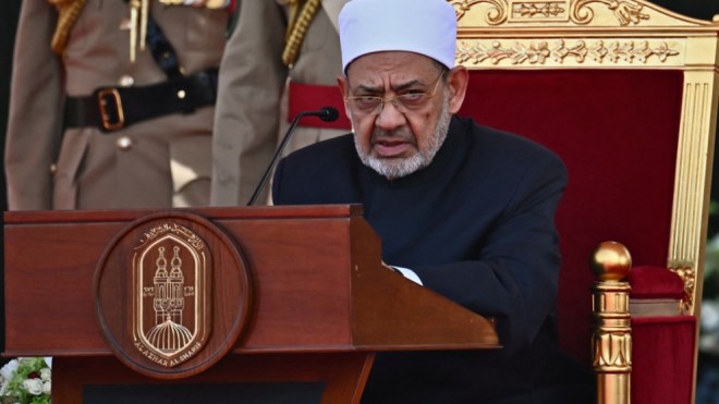 الأزهر يدعو علماء الشيعة إلى حوار إسلامي لنبذ الفتنة والطائفية