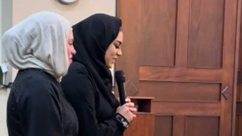 هذا الفيديو ليس لفتاة تعتنق الإسلام خلال مونديال قطر!