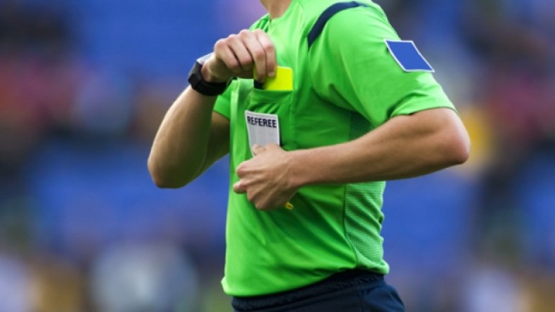 كم تمنح “الفيفا” للحكّام الجزائريين في المونديال؟