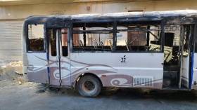 بالصور.. مجهولون يضرمون النار في عدة حافلات نقل بالعلمة