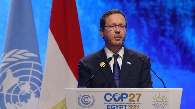 سخرية من استشهاد الرئيس الإسرائيلي بآية الفساد في الأرض خلال قمة المناخ (فيديو)