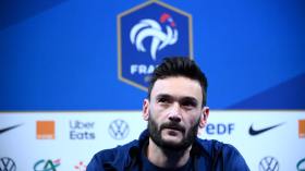 قائد المنتخب الفرنسي يرفض ارتداء شارة المثليين في قطر