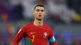 فريق سعودي يعرض مبلغا فلكيا لِضمّ رونالدو