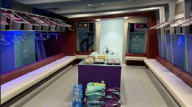 بالصور.. لاعبو اليابان ينظفون غرف الملابس وفيفا يشيد