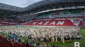 صلاة جماعة في أحد ملاعب مونديال قطر.. فيديو يحدث جدلا