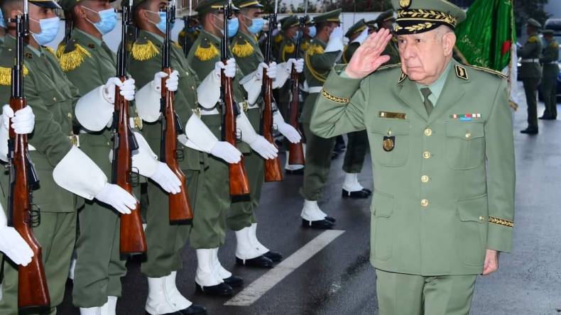 الفريق أول شنقريحة: ظاهرة التطرف غير مرتبطة بديانة دون أخرى