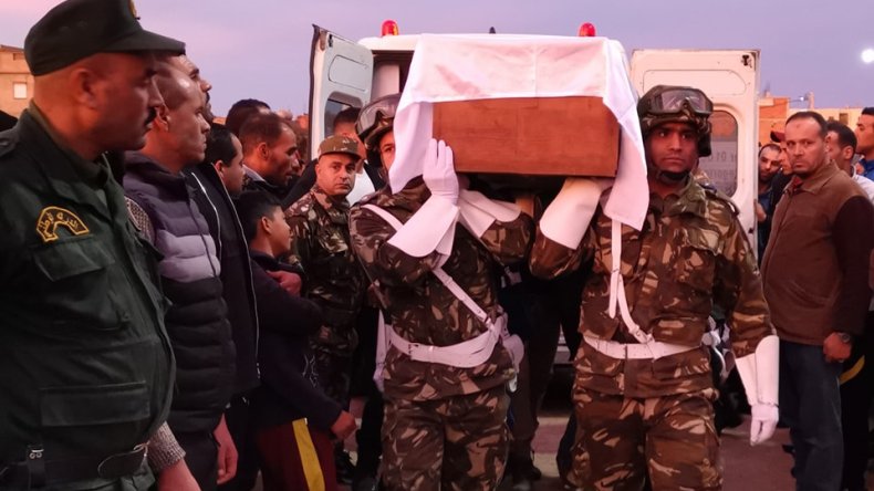 سيدي بلعباس: تشييع جثمان شهيد الواجب العريف “بوشنافة” إلى مثواه الأخير  