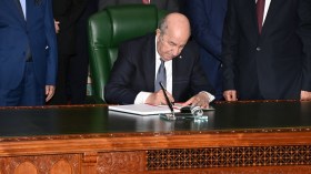 بالفيديو.. الرئيس تبون يوقع على قانون المالية 2023