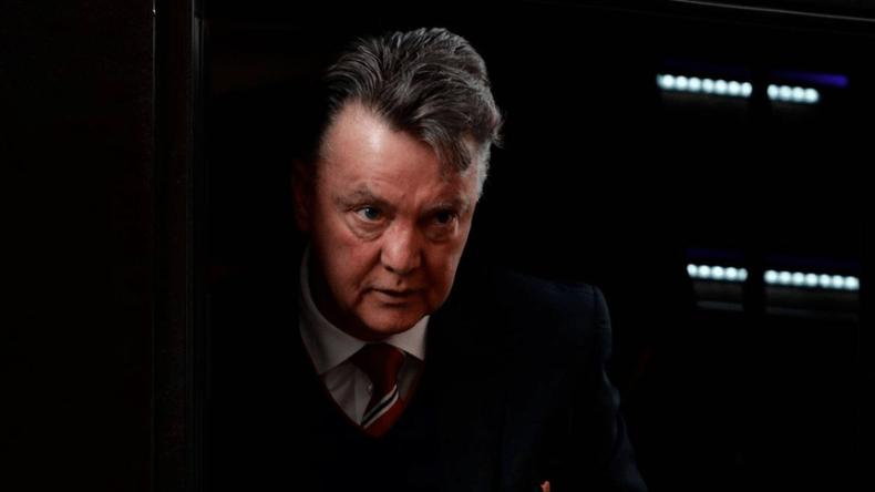 فان غال يغادر منتخب هولندا ويلمح إلى اعتزال التدريب نهائيًا