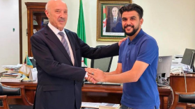 سفير الجزائر في قطر يستقبل ضحية اعتداء إيتو صامويل