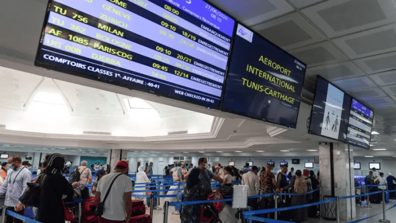 مخدرات في حوزة فنان تونسي بمطار قرطاج