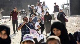 محادثات بين مخابرات تركيا وسوريا حول إعادة اللاجئين السوريين