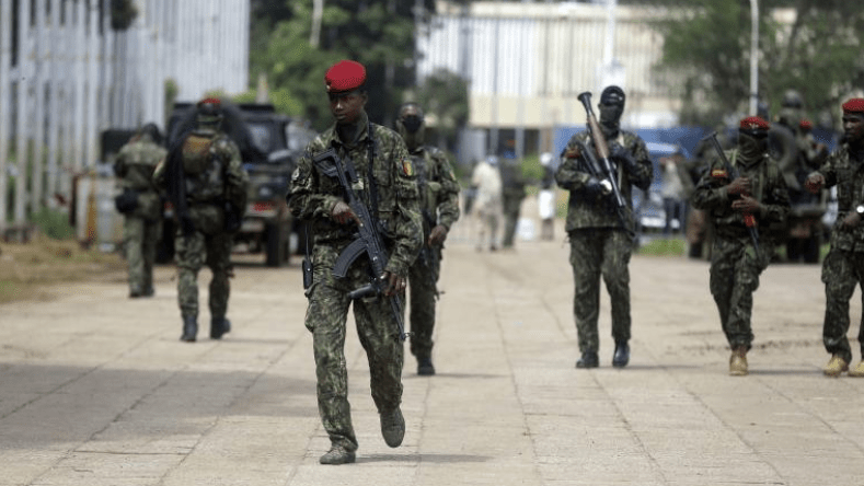 قادة دول غرب إفريقيا يقررون إنشاء قوة عسكرية لمواجهة الإنقلابات