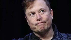 إيلون ماسك أمام المحكمة لهذا السبب