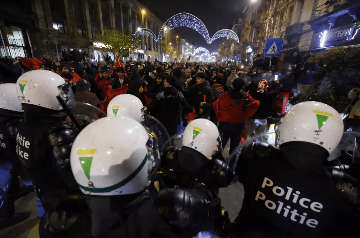 Débordements à Bruxelles après la qualification du Maroc: 35 personnes arrêtées