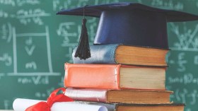 ما الفائدة من شهادة الدكتوراه؟! 