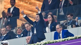 هتافات ضد ماكرون بسوق واقف بقطر.. حقيقة الفيديو