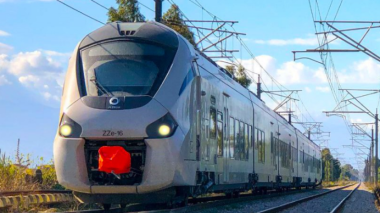 Transport ferroviaire: un train desservant six wilayas est entré en service
