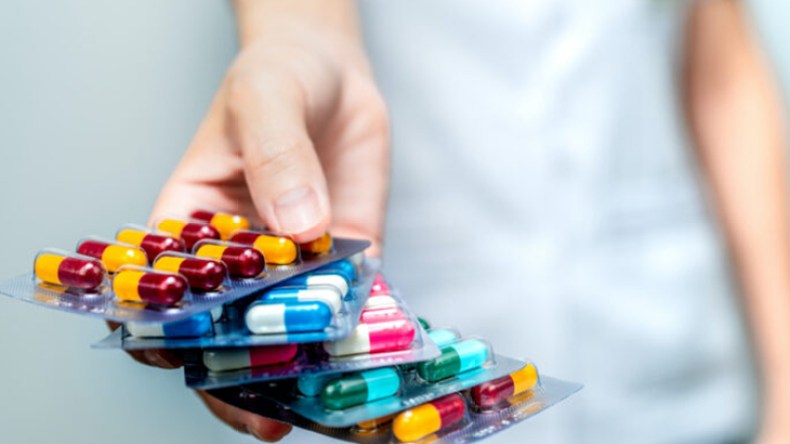 حذار من الإفراط في استهلاك المضادات الحيوية