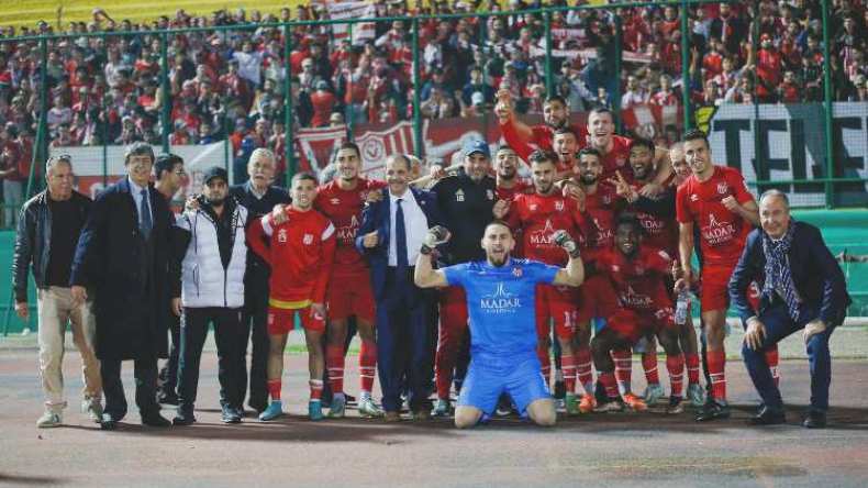 بلوزداد بطل الشتاء