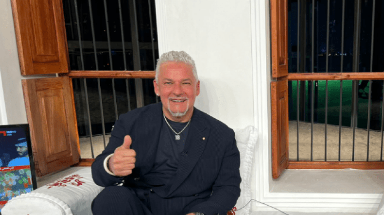 باجيو: أشجع الأرجنتين وأتمنى ألا يصل النهائي إلى ركلات الترجيح